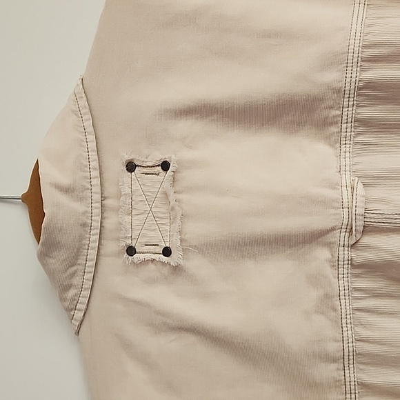 FREE PEOPLE Baby Cord Buttondown / shacket Champagne Dream size M NWOT - Picture 15 of 15